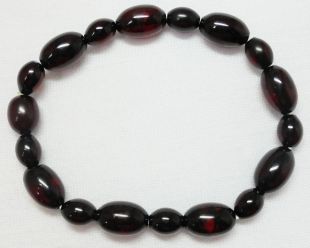 bloody amber bracelet