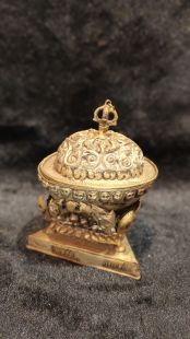 Dharma Instrument: Kapal