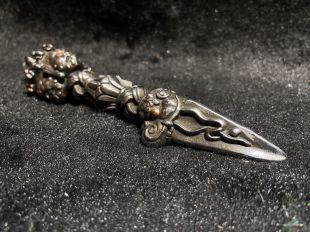 The origin of the three-faced phurba