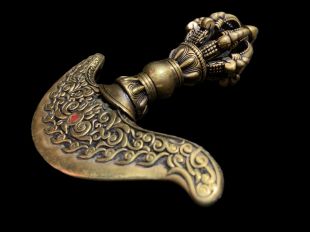 Nine-pronged curved knife pestle