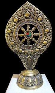 Dharma Wheel brass w/banner