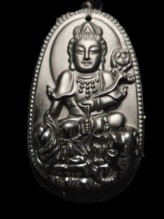 Black Obsedian Kuanyin Pendant